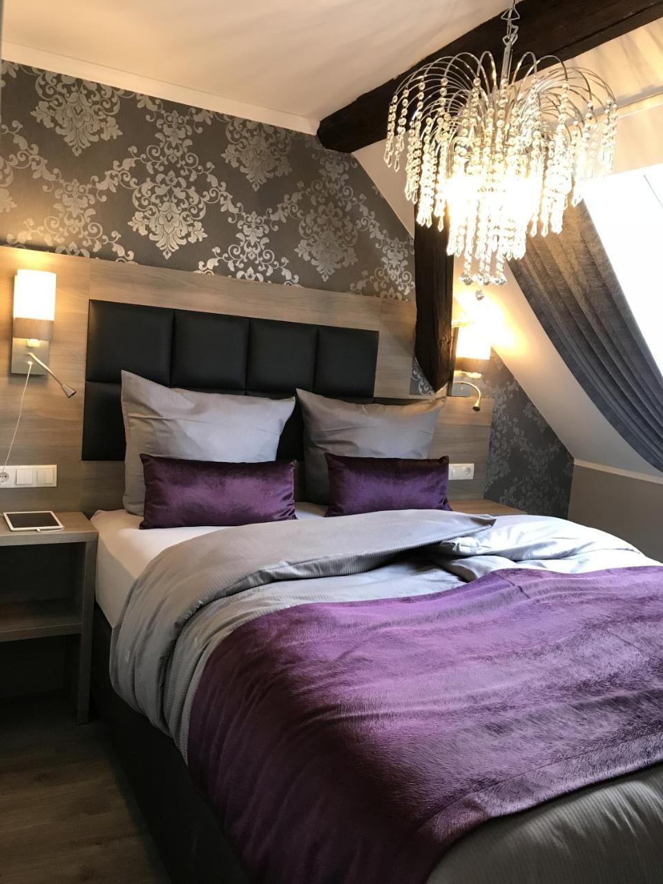 Apartmenthaus Burgenheimat In Rhens Bei Koblenz 外观 照片