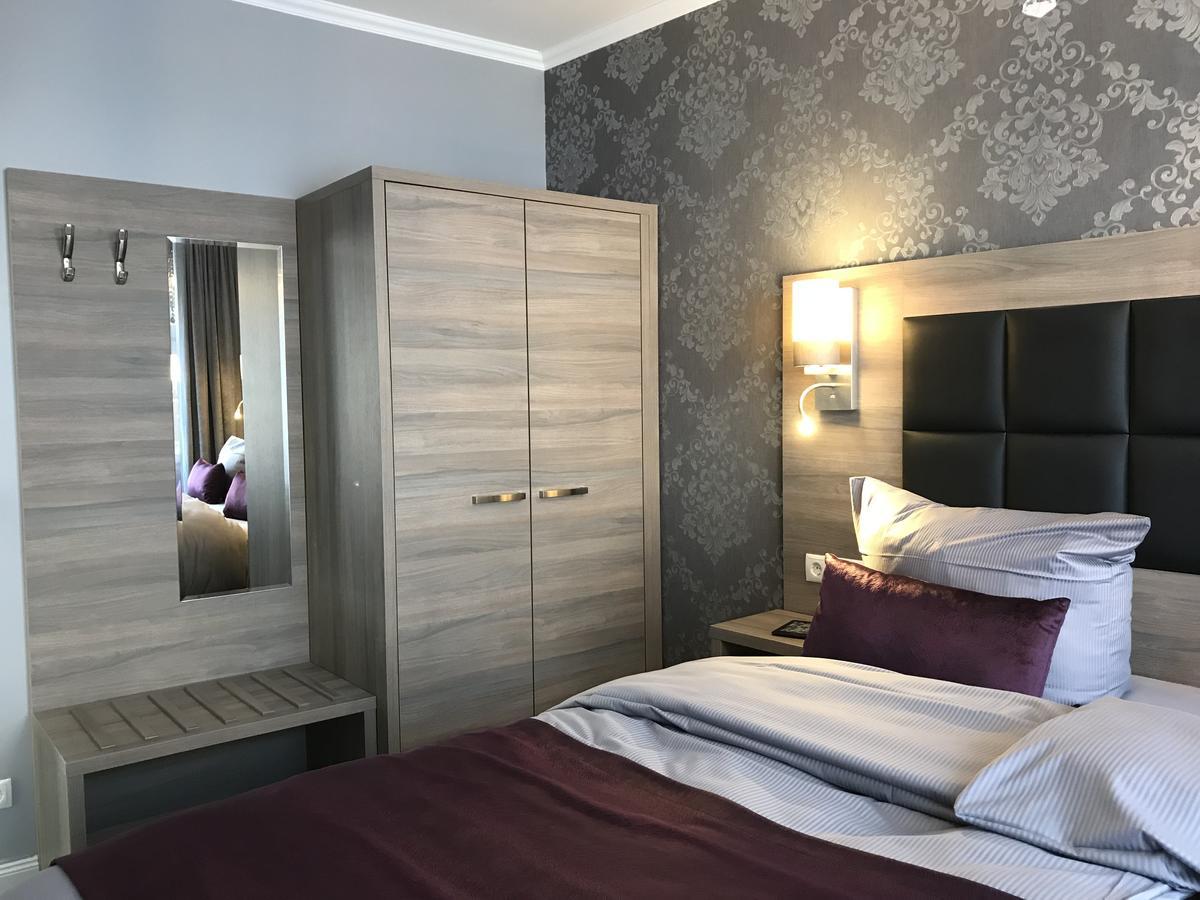 Apartmenthaus Burgenheimat In Rhens Bei Koblenz 外观 照片