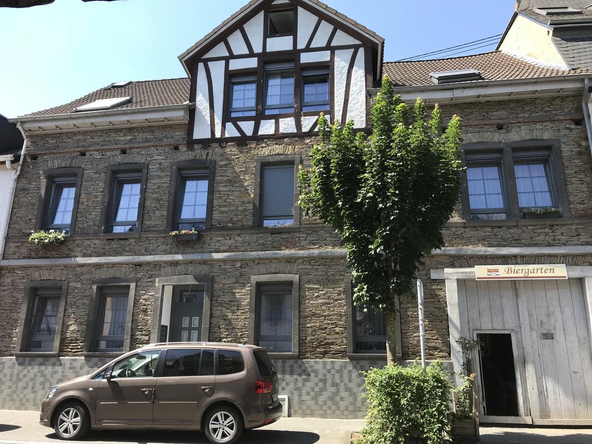 Apartmenthaus Burgenheimat In Rhens Bei Koblenz 外观 照片